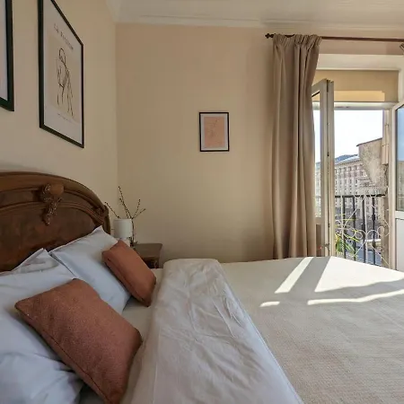 Apartment видова біля метро хрещатик Kyiv